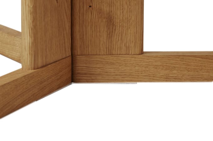 Form&Refine Trefoil Tafel - geolied eikenhout