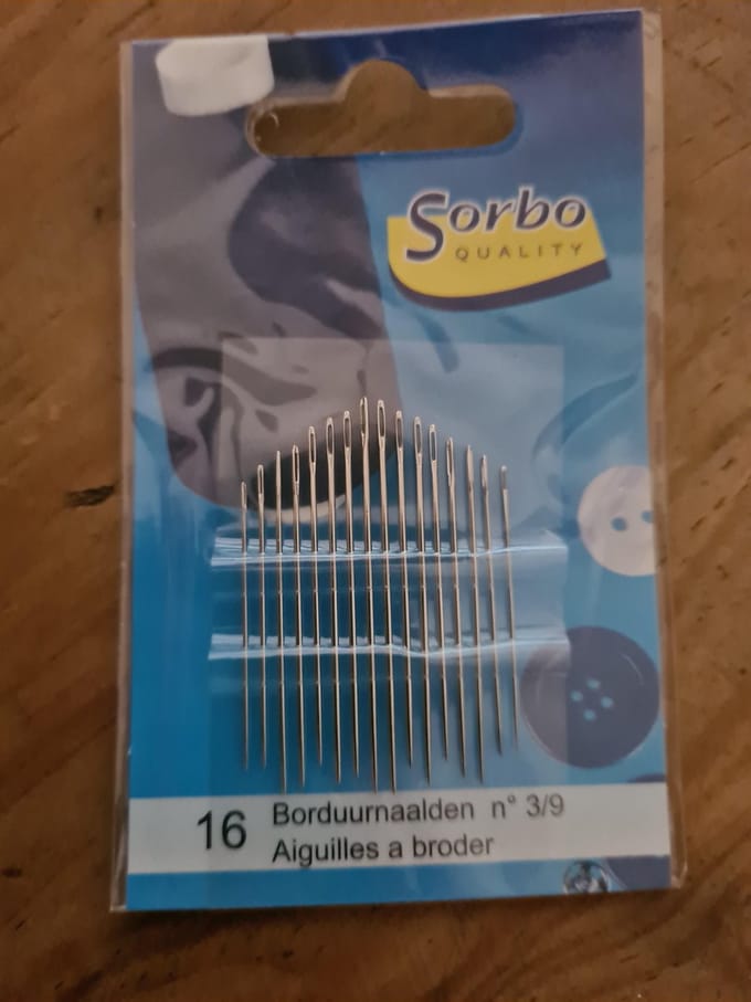 Sorbo 16 stuks borduurnaalden N3/9