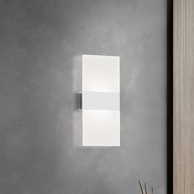 FH Lighting Magnetics LED wandlamp, wit, dimbaar, 22,5 cm hoog