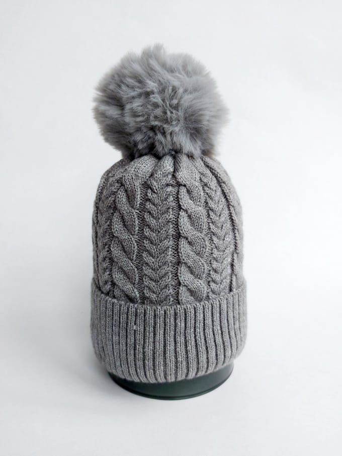 zaZá'z - Muts - Dames - Dames muts - Wintermuts - Pompon - Kabel - Grijs - Onesize
