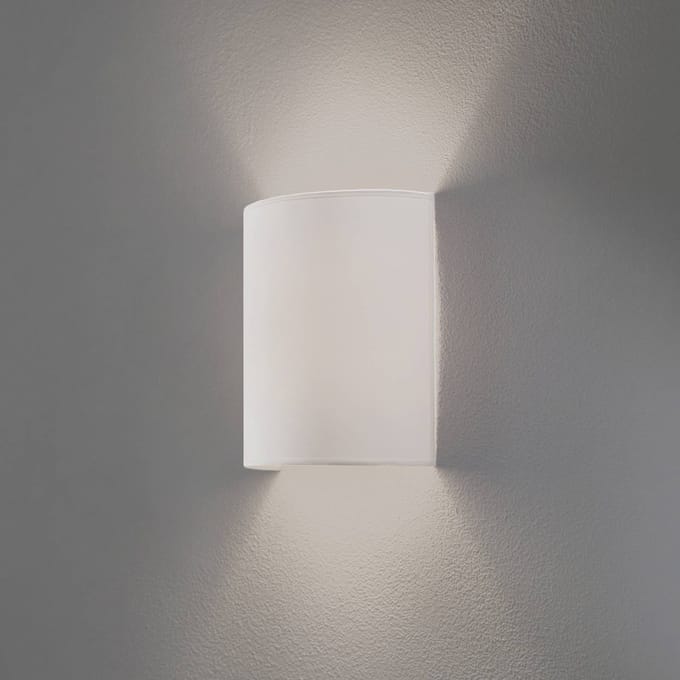 Duolla Wandlamp Celine, wit, stof, E27