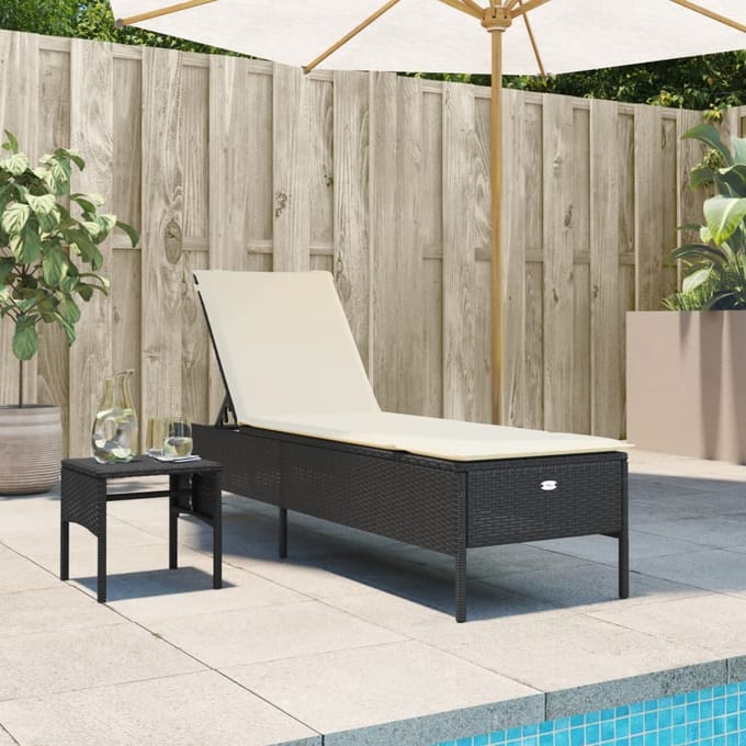 vidaXL - Ligbed - met - tafel - en - kussen - poly - rattan - zwart