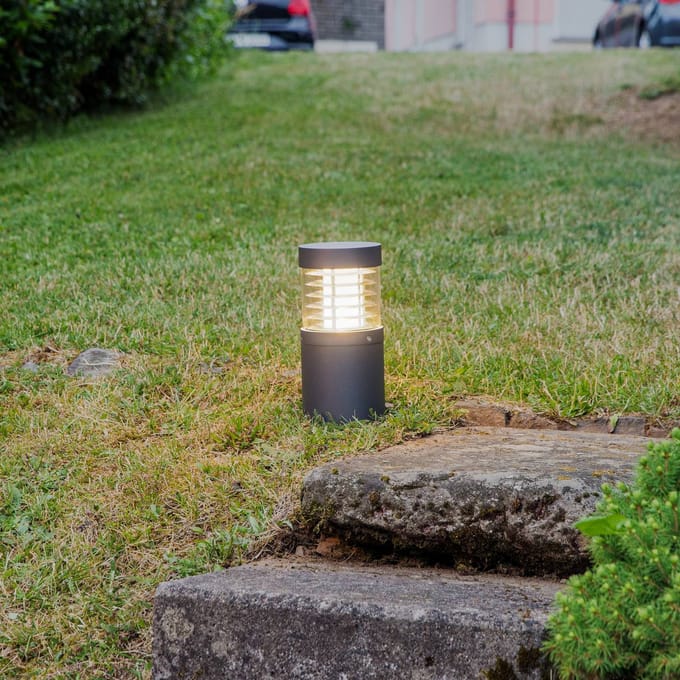 Lucande LED sokkellamp Lucius, 27cm, antraciet, IP54