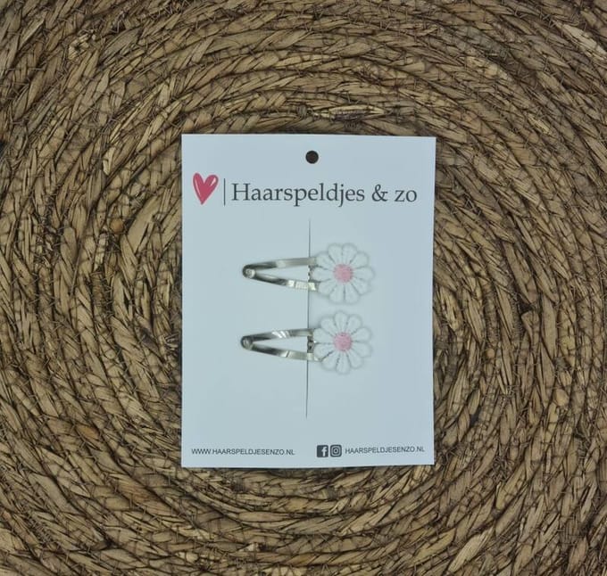 Haarspeldje Flower - daisy - madeliefjes - lichtroze — 4 cm / zilver