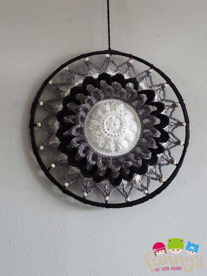 Haakpakket Funny Mandala Flower Classic 25 cm