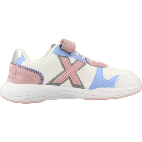 Sneakers Munich 8895106m