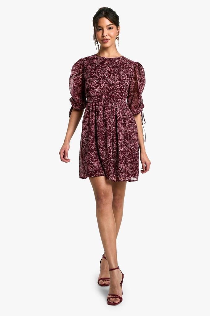 boohoo Dames Paisley geraffelde mouw minisjurk | Pruim | Maat: 36