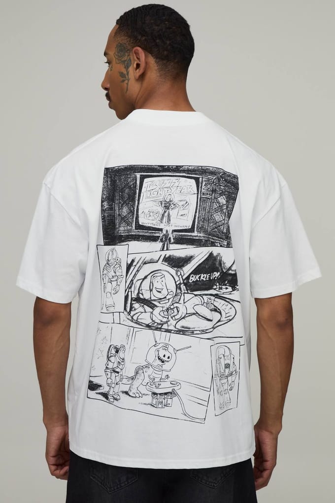 Oversized T-shirt Met Buzz Striplicentie Print | White | Size Medium