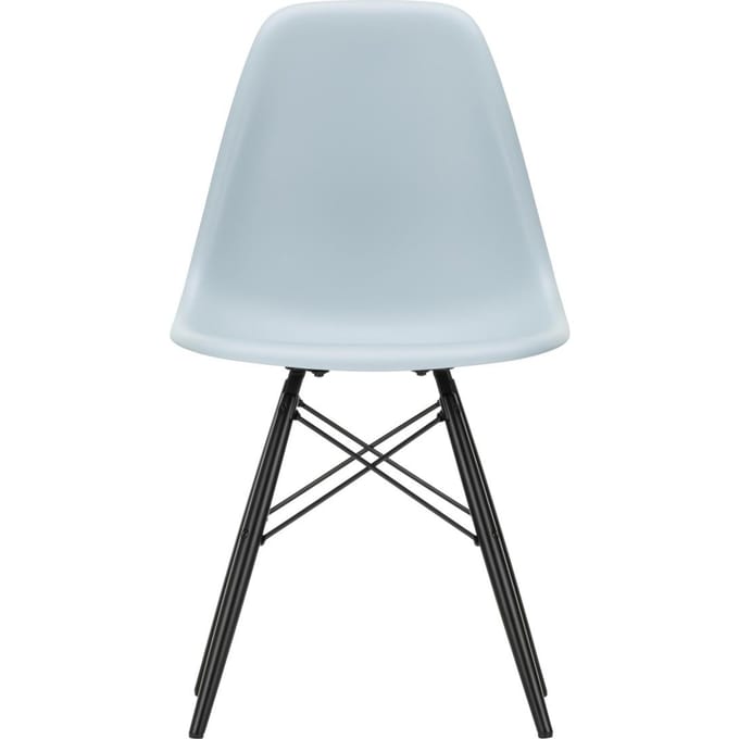 Vitra - DSW Eames Plastic Sidechair - ijsgrijs RE - esdoorn zwart - blauw