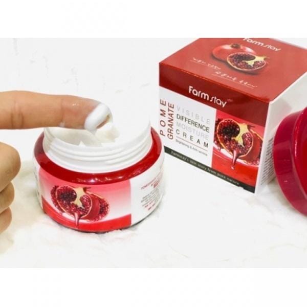 Farm Stay Granaatappel Zichtbaar Verschil Hydraterende Crème 100g + WILLEKEURIG CADEAU red