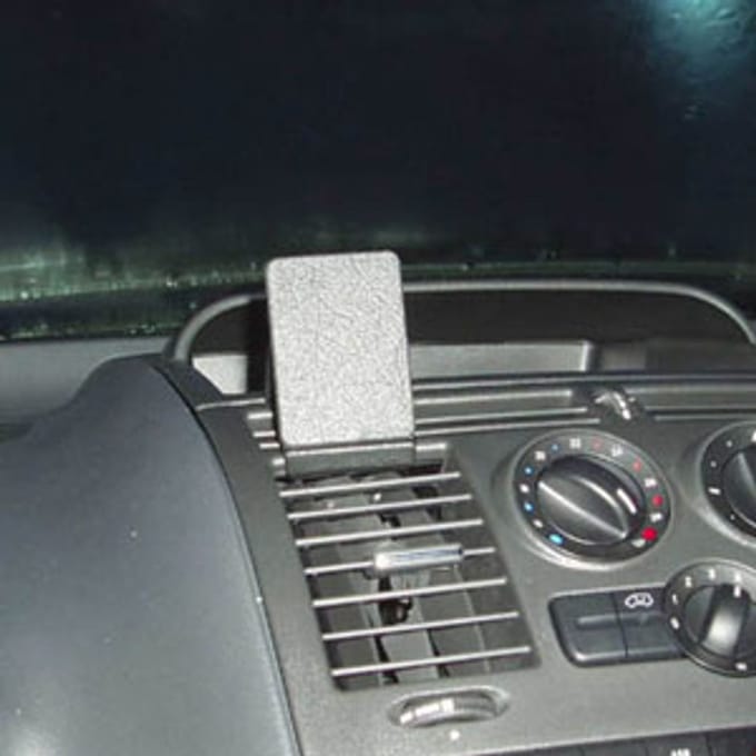 Brodit center mount v. MB Vito 04-