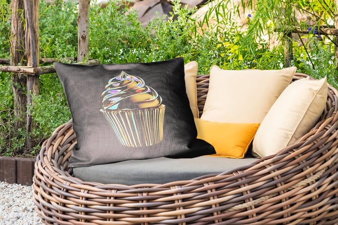Buitenkussens - Cupcake - Eten - Goud - Zwart - 60x40 cm - Weerbestendig