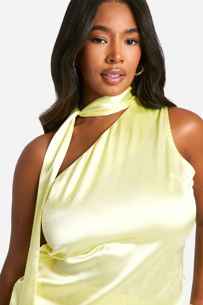boohoo Dames Plus Premium Satijn One-Shoulder Top & Maxi Rok Co-ord | Citroen | Maat: 48
