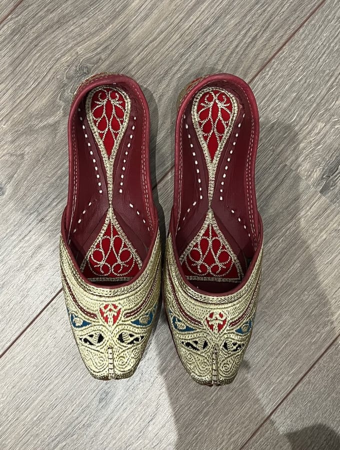 Indiase schoenen / leren punjabi jutti maat 36
