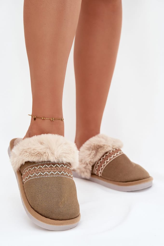 Cozy Stitch Slippers - Olijfkleur / 40/41
