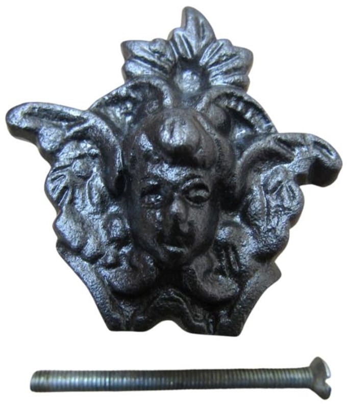 Queen Head Cabinet Knob 40mm