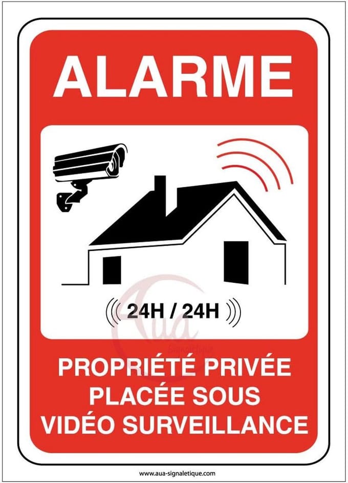 Bord voor privé-eigendom onder videobewakingsalarm 24/7