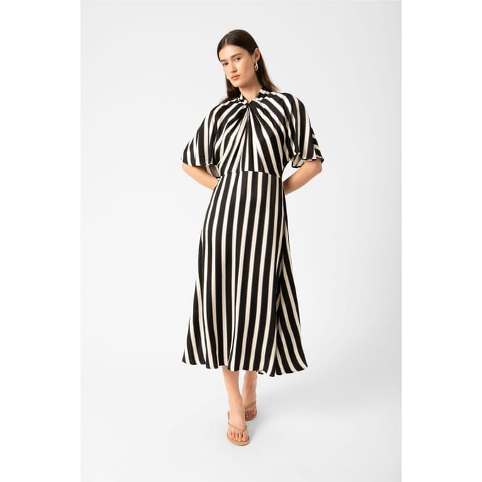 Jurk SLClero Feminine white black