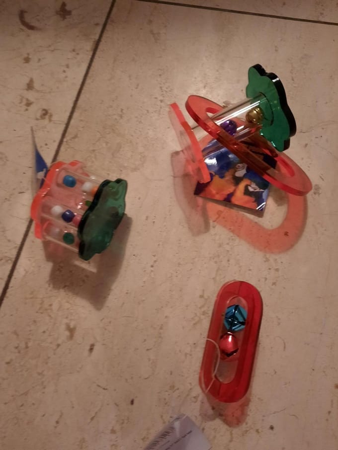 Voetspeelgoed voor kleine vogels