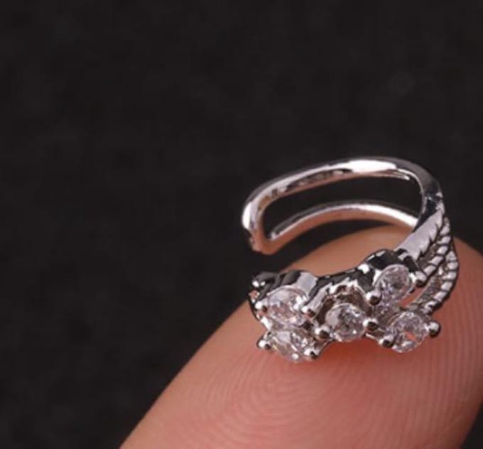 Ear cuff klein | zilver gekleurd