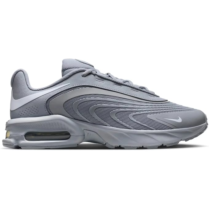 Nike air max fire in de kleur grijs.