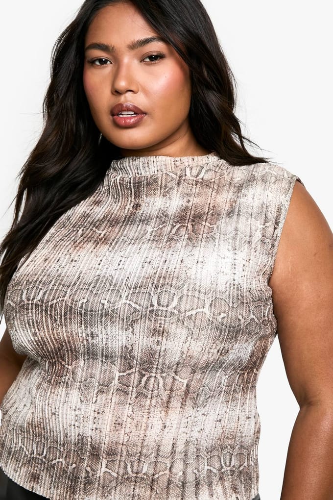 boohoo Dames Plus Hoge Hals Plisse Slangentop | Grey | Maat: 24