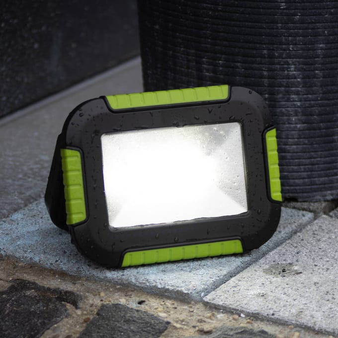 FH Lighting LED-accu-buitenspot 850946, zwart/groen, lengte 16 cm