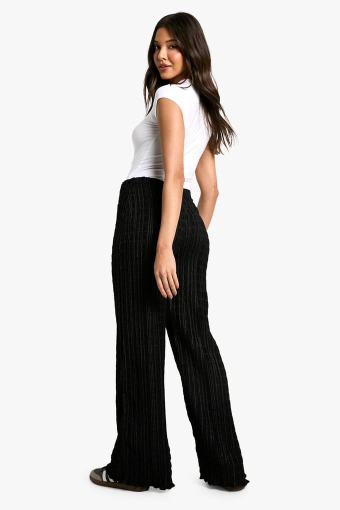 boohoo Dames Trekkoord-broek met gerimpelde textuur | Zwart | Maat: 34