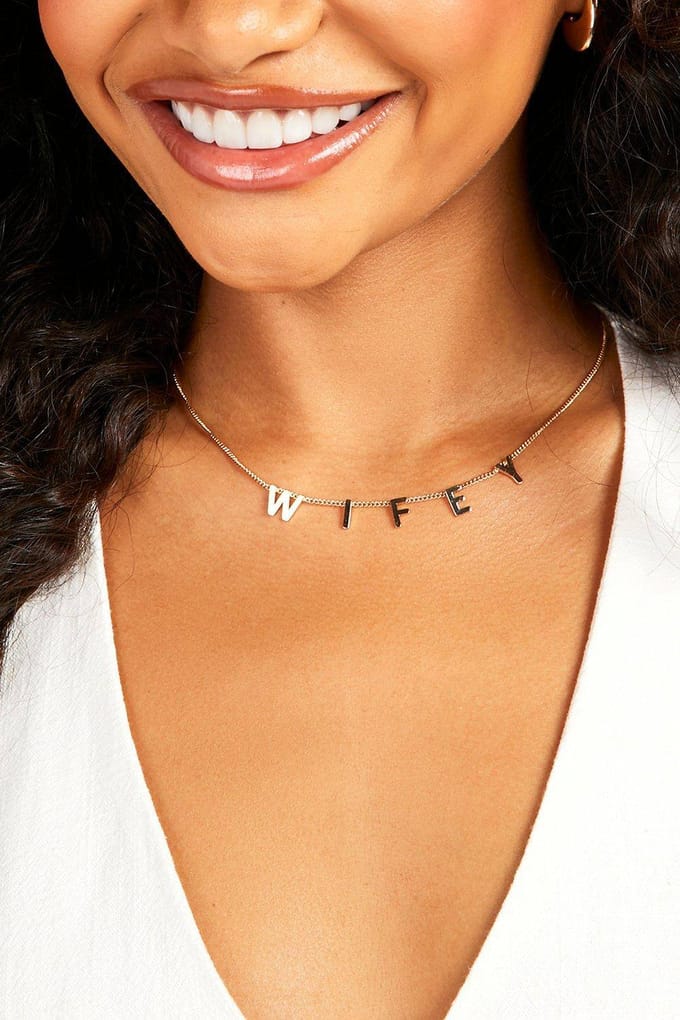 boohoo Dames Bruids "Wifey" Gepolijste Ketting | Goud