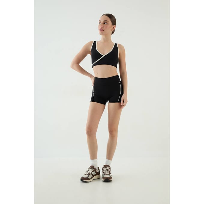 Dames Dsgn Studio Sculpt Micro Short Met Paspeldetail | Black | Maat: Medium