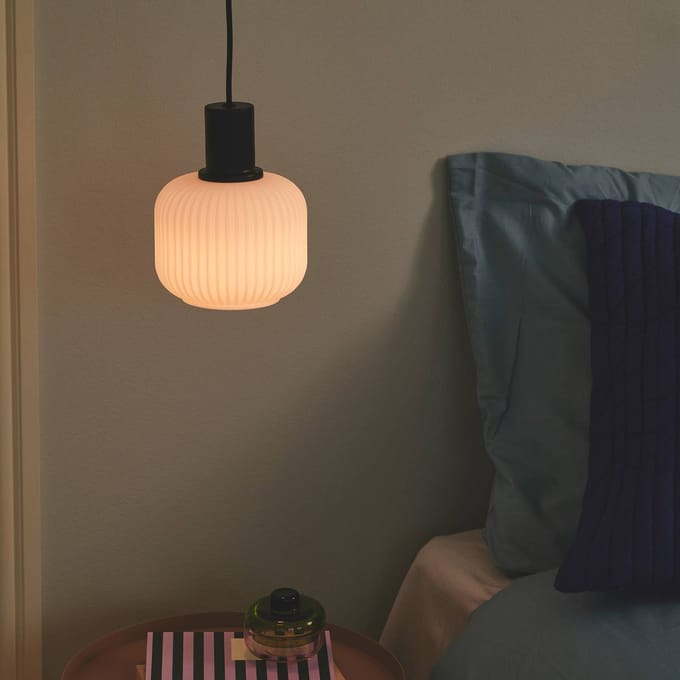 Nordlux Milford Mini hanglamp, zwart, geribbeld glas