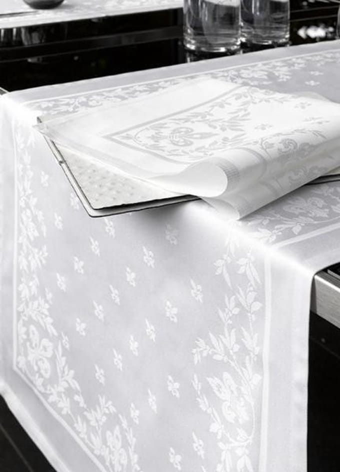 De Witte Lietaer Lilium Tafelkleed Medium