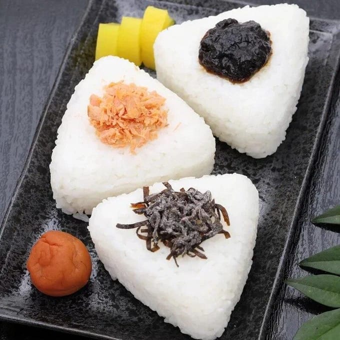 Sushi Mold Sushi Maker Onigiri Rijstbal Voedselpers Driehoekige Sushi Maker Mold Japanse Bento Kitchen Gadget Sets