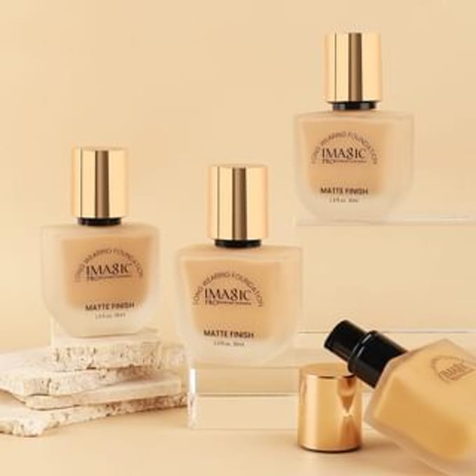 IMAGIC - Matte Finish Long Wearing Foundation - 6 Shades #1390 Fair - 30ml
