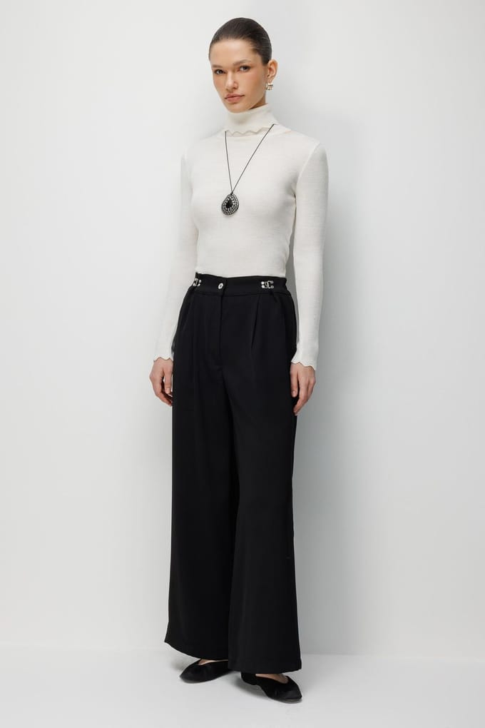 Hoge Taille Wijde Pantalon met Accessoire Detail