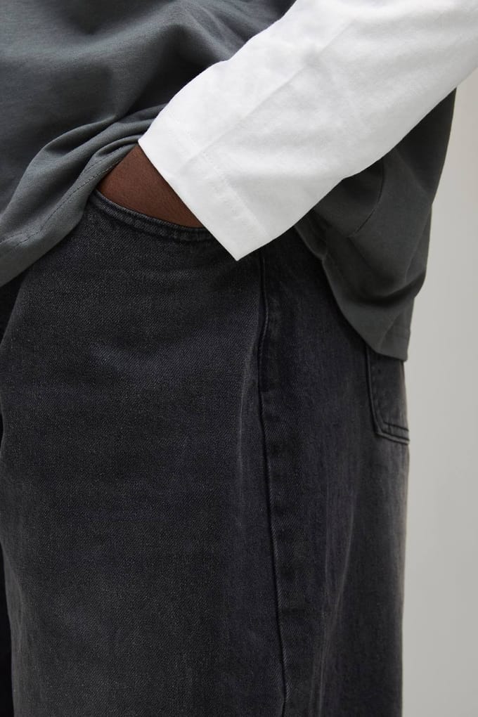 Essential Parachute Fit Jeans | Washed Black | Size 52R