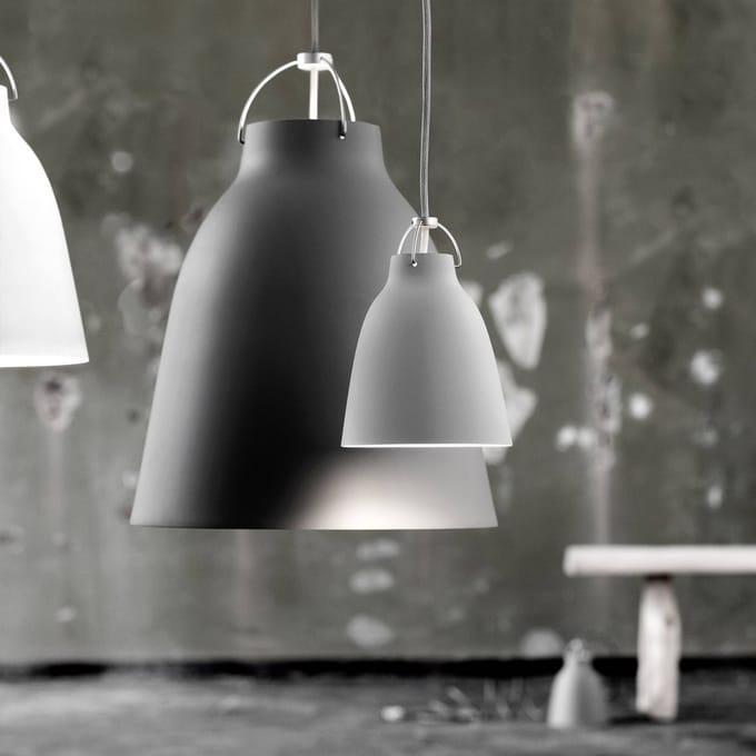 Fritz Hansen - Caravaggio hanglamp mat - donkergrijs - Kabellengte 3m - P1=S - 4 - 6 Wochen