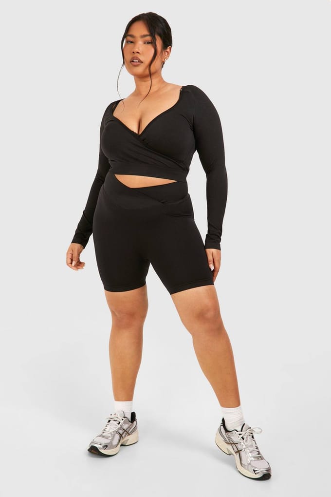 boohoo Dames Plus Naadloze Wrap Top met Lange Mouwen | Black | Maat: 24