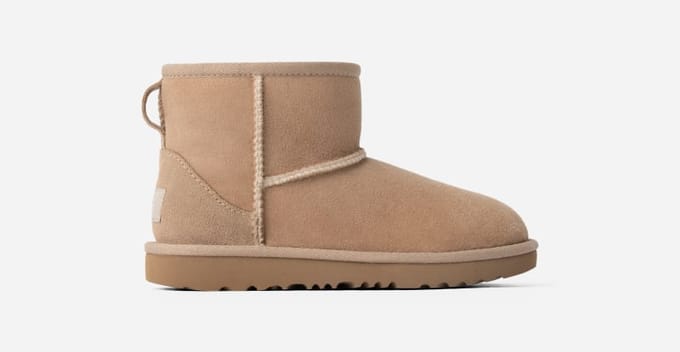 UGG® Classic Mini II for Kids in Tan, Size 1, Twinface/Polyester/Wool