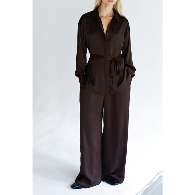 French Connection Bernadetta Satin Tie Belt Shir Bitter Chocolate Bitter Choco Maat: L | Longsleeves Outlet | Dames | Bruin