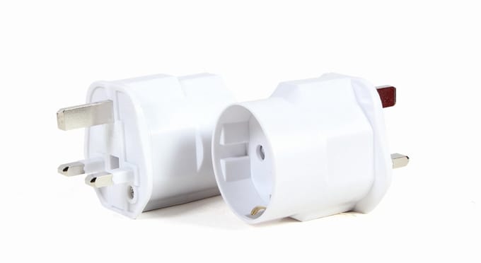 Gembird Cablexpert - power connector adaptor - 3-pole to CEE 7/4