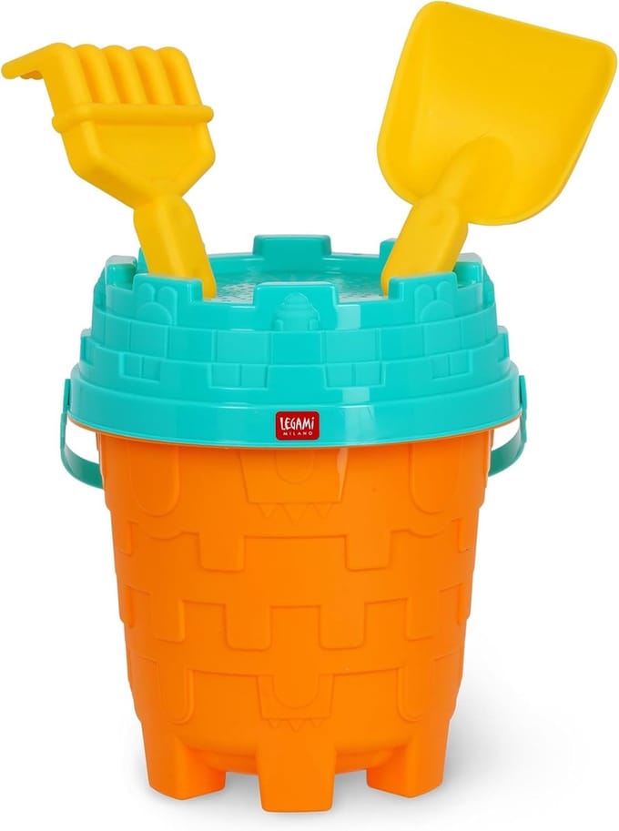 Complete strandset voor kinderen - emmer, schep, hark en vormpjes voor zandcreaties