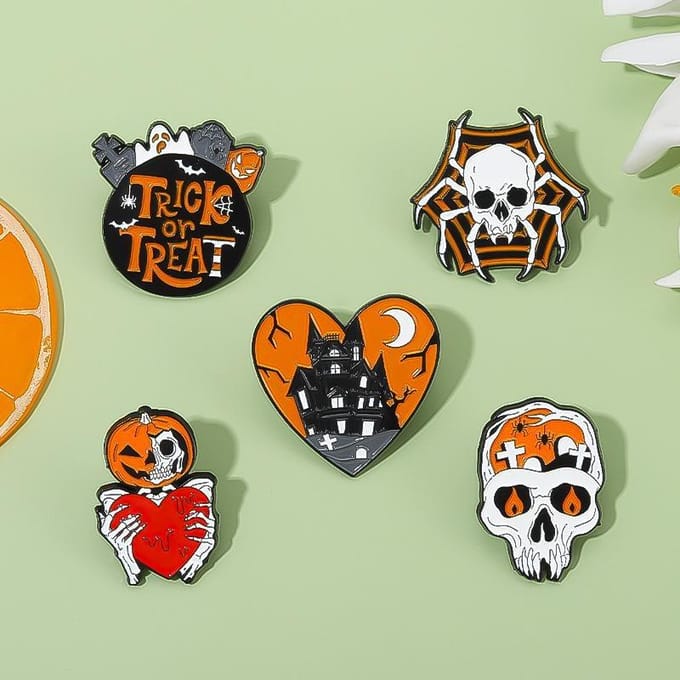 Broche en alliage pour Halloween, 1 pièce, crâne, araignée, citrouille, épingles à revers, Badge, bijoux, accessoires pour vêtements orange