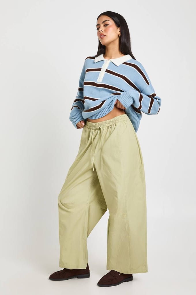 boohoo Dames Poplin Gecroppte Barrel Pijp Broek | Pistache | Maat: 40