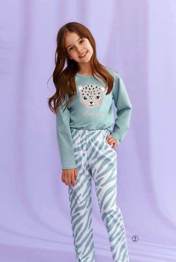 Taro Pyjama Carla. Maat 122 cm / 7 jaar