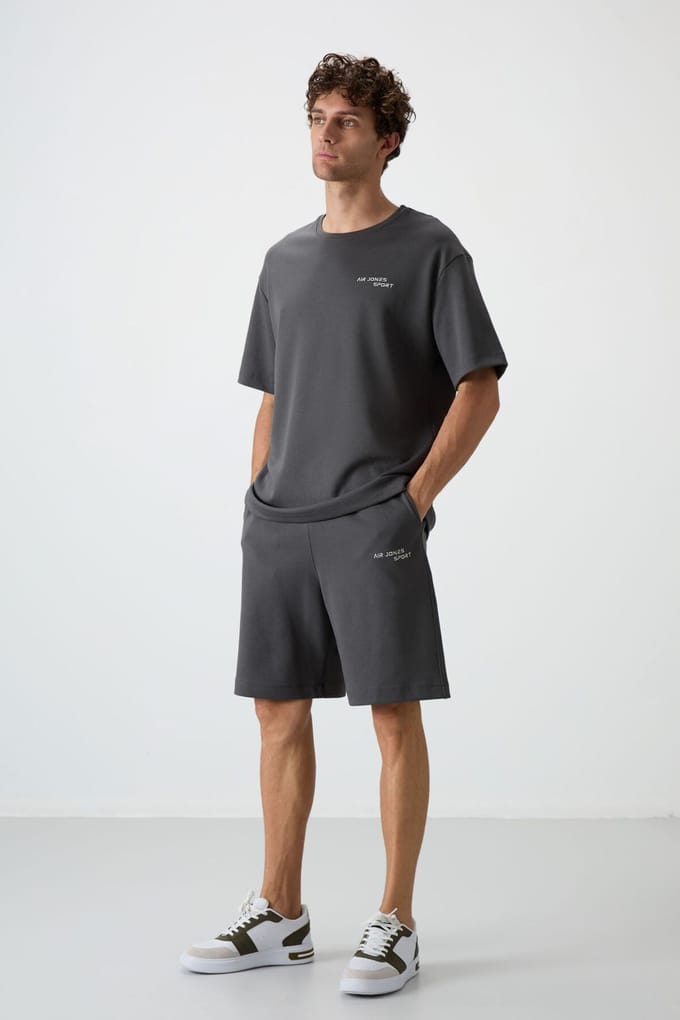 Overmaat T-shirt met Korte Mouwen en Korte Broek Set