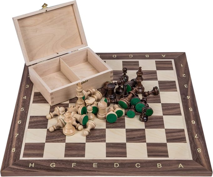 Houten Schaakset Nummer 4 inclusief Walnoot Bord en Staunton Figuren