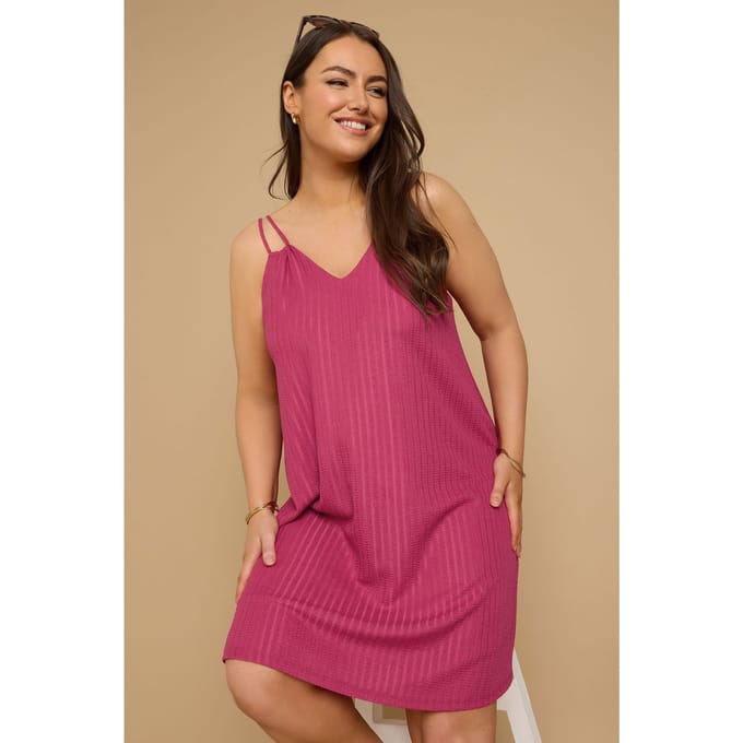 Yours Mini Jurk Met Textuur En Dubbele Schouderbandjes In Roze Size 46