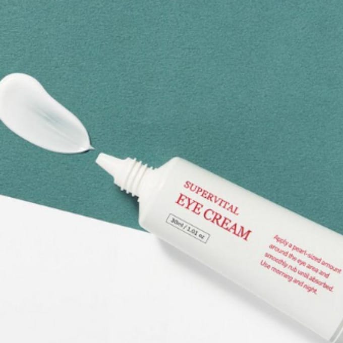 PAUL MEDISON Crème Contour des Yeux Super Peptide Vital, 1 pièce, 30 ml white