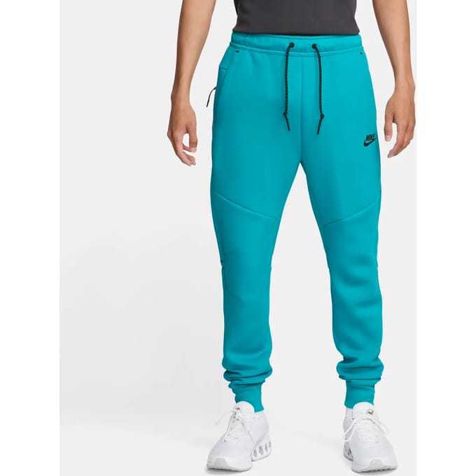 Jogging Nike Tech